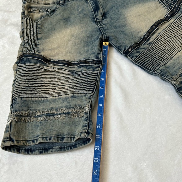 Rocawear Jean Shorts - Picture 5 of 9